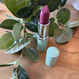 A DIFFERENT GRAPE Clinique Different  Long Last Lipstick  Full Size  N ew